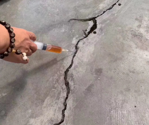卢龙混凝土裂缝修补技术详解​